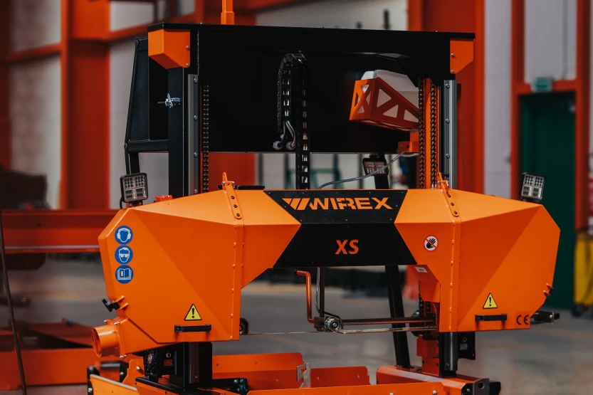 CZ-1/XS Pilarka elektryczna do kłód-11