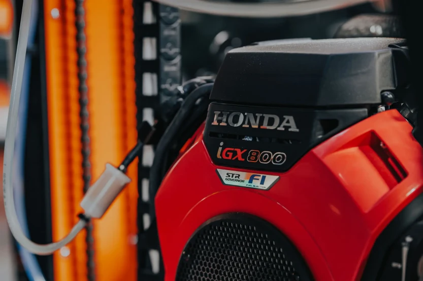 CZ-1/XS Pilarka spalinowa do kłód-3