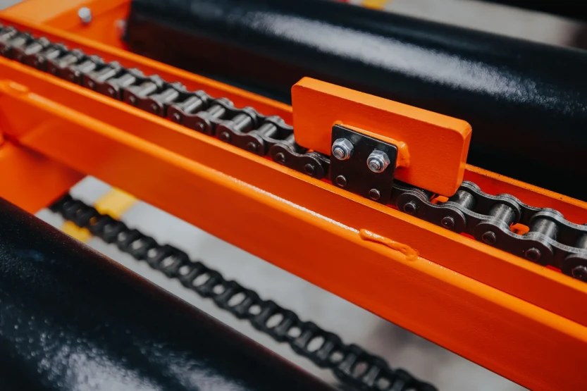 Przenośnik rolkowy z funkcją sortowania-3