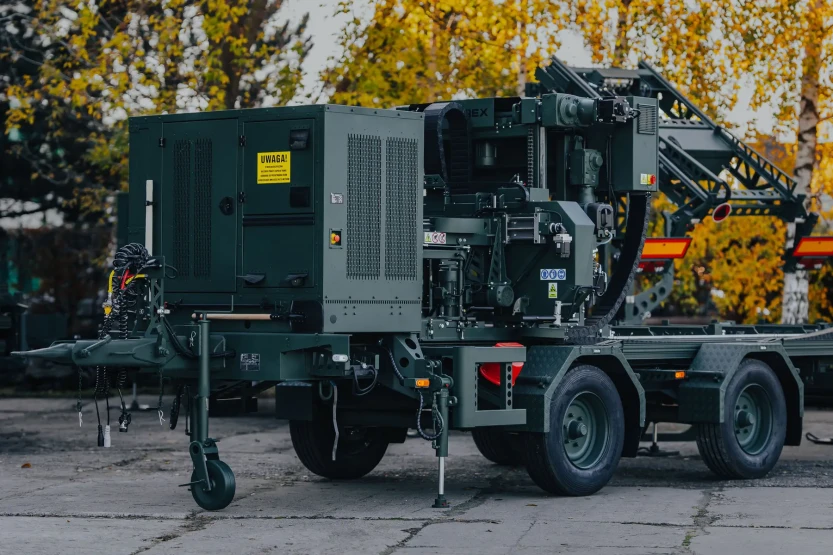 CZ-1/ZT Pilarka wojskowa-10