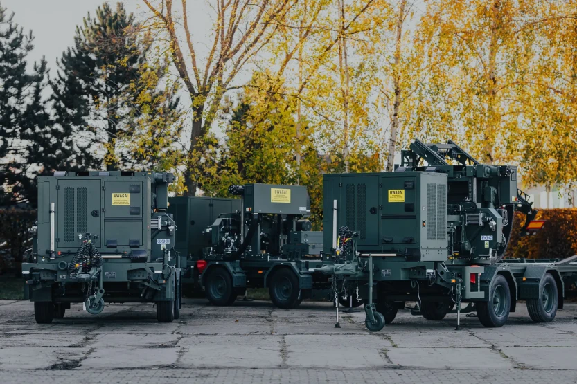 CZ-1/ZT Pilarka wojskowa-4