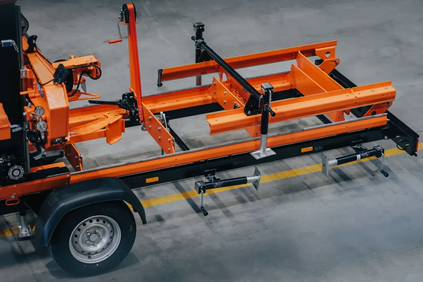 CZ-1/XS mobilna pilarka spalinowa do kłód NOWOŚĆ 2026-3