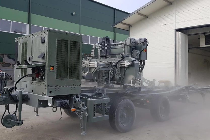 CZ-1/ZT Pilarka wojskowa-11